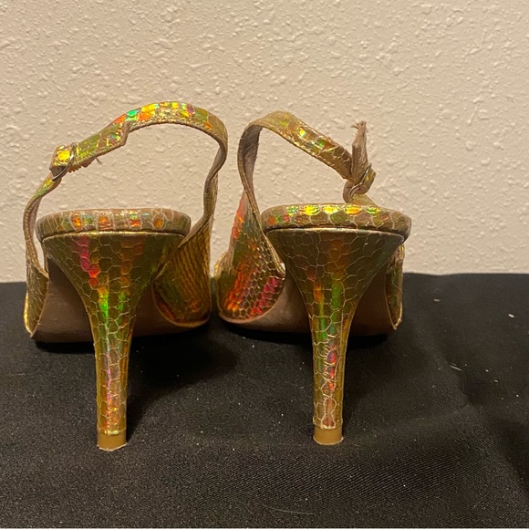 Cynthia Vincent gold snakeskin slingback heels size 6 - Picture 5 of 6